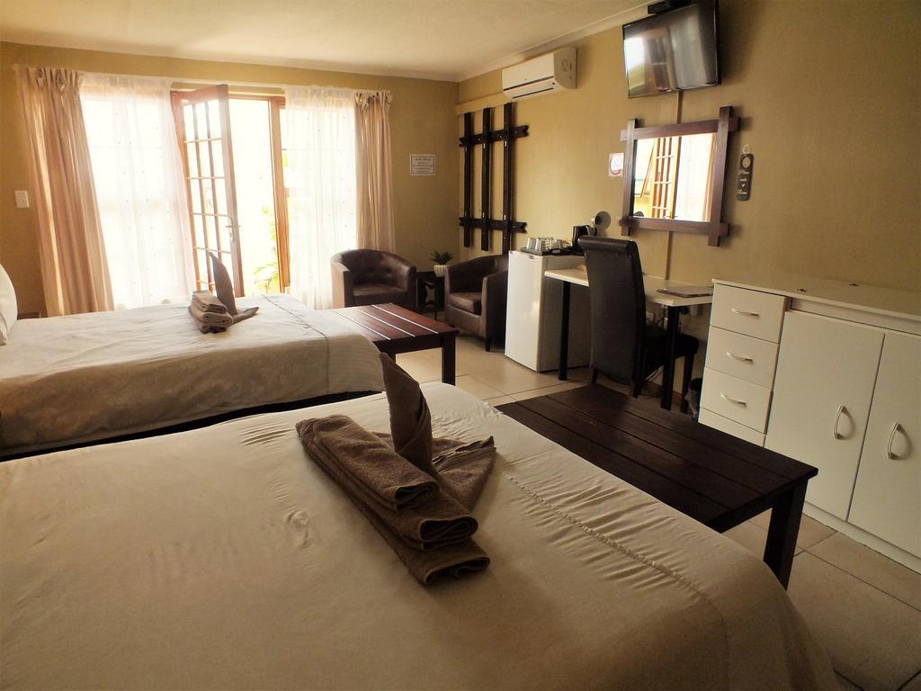 Uzuri Guesthouse Cc Windhoek Eksteriør bilde