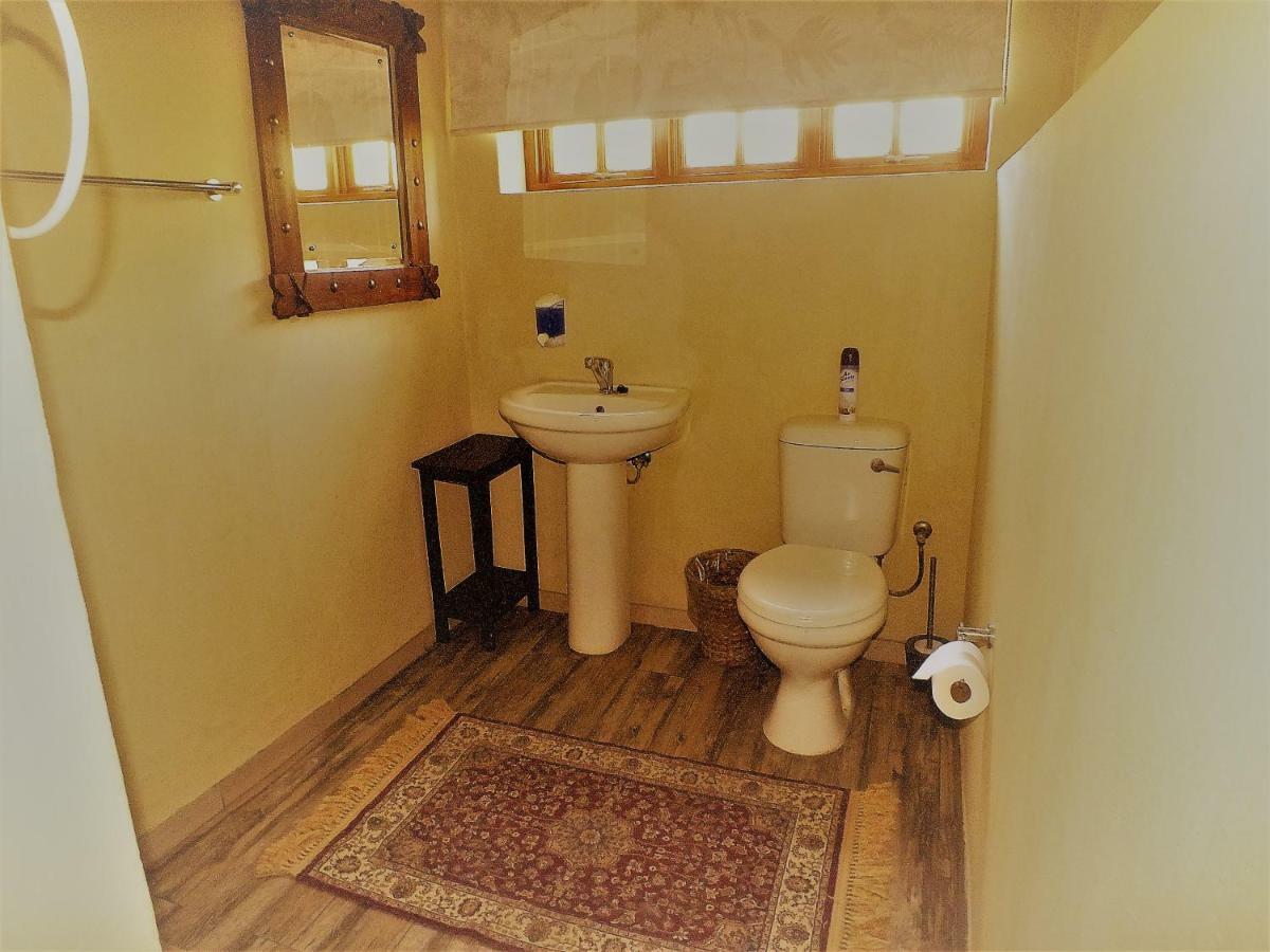 Uzuri Guesthouse Cc Windhoek Eksteriør bilde